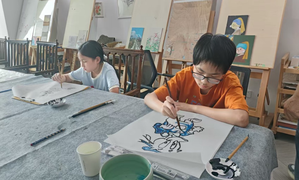 国画课堂现场图片7