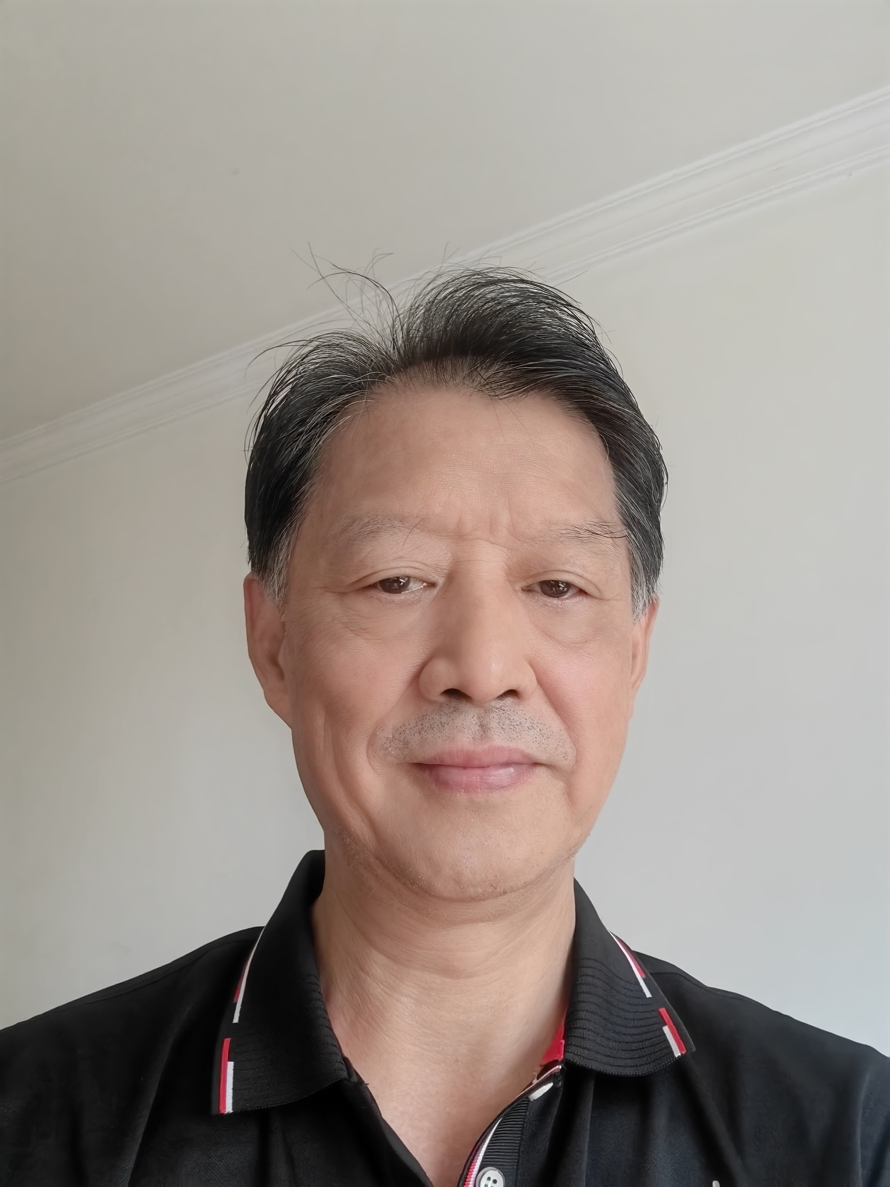 李力生学长照片