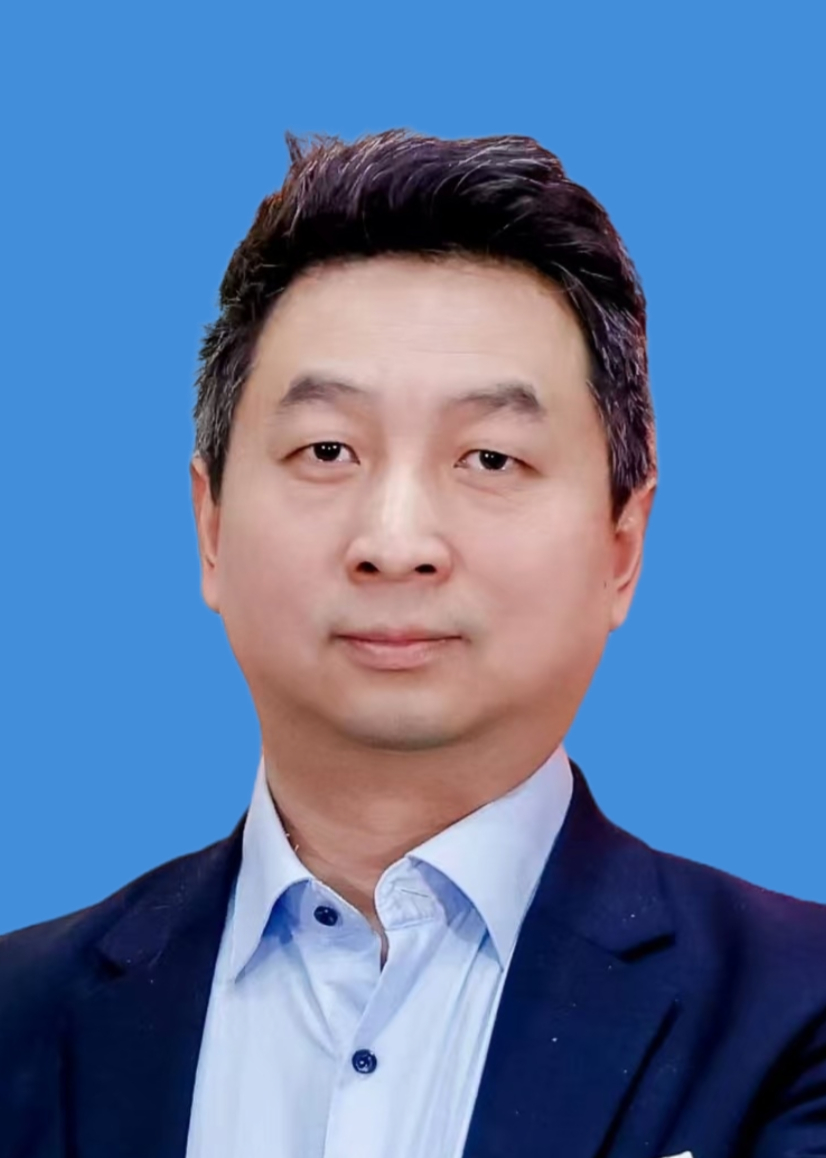 邹盛享照片